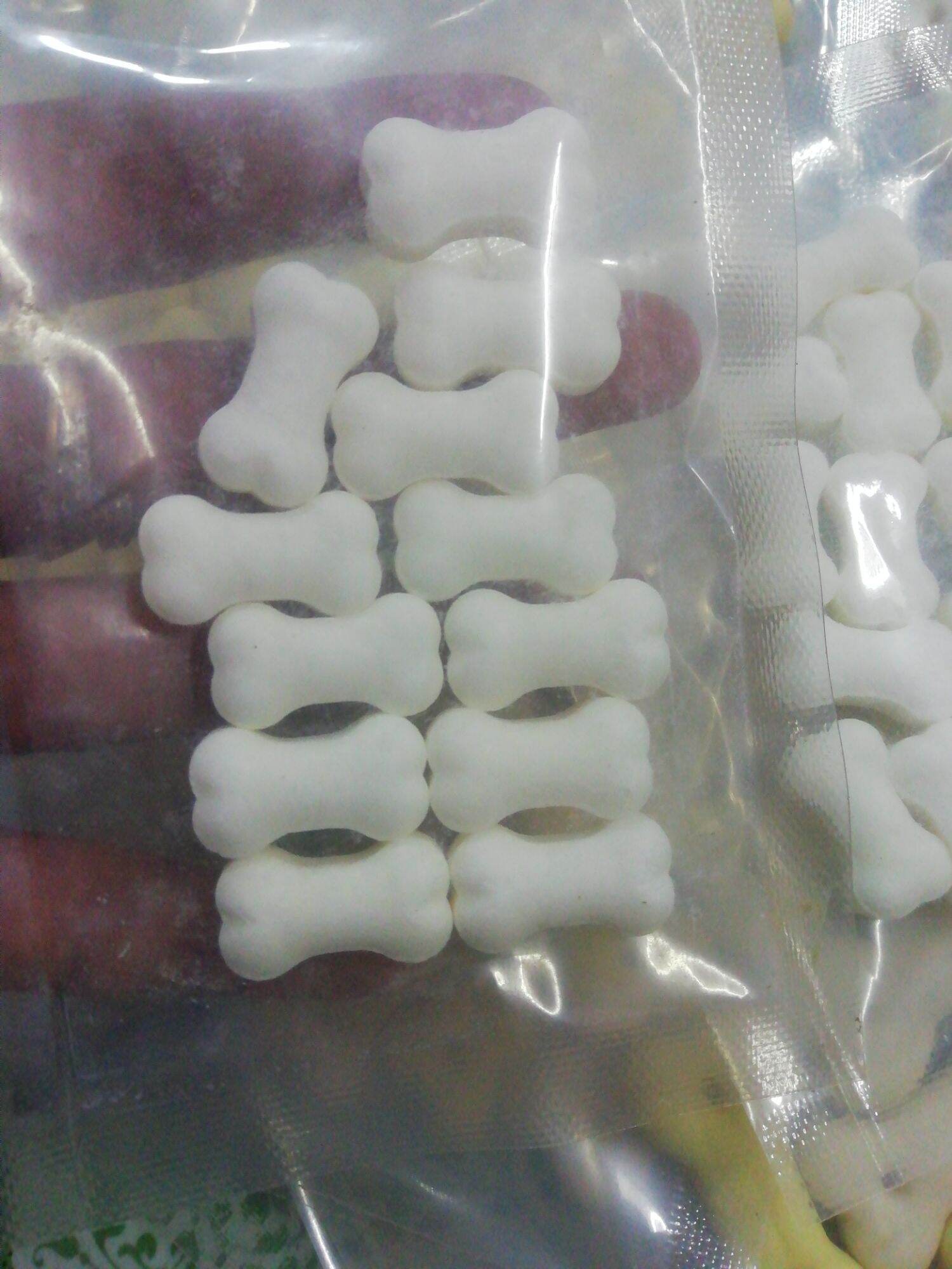 Bánh xương chó cho hamster.