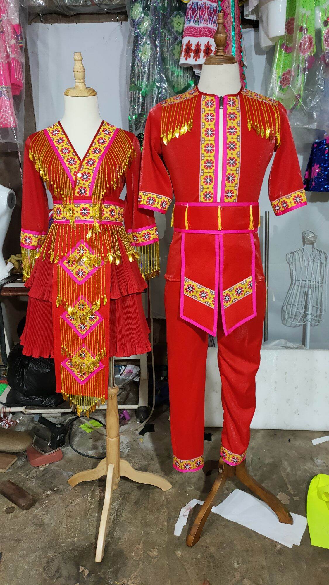 Bộ đôi hmoob đỏ