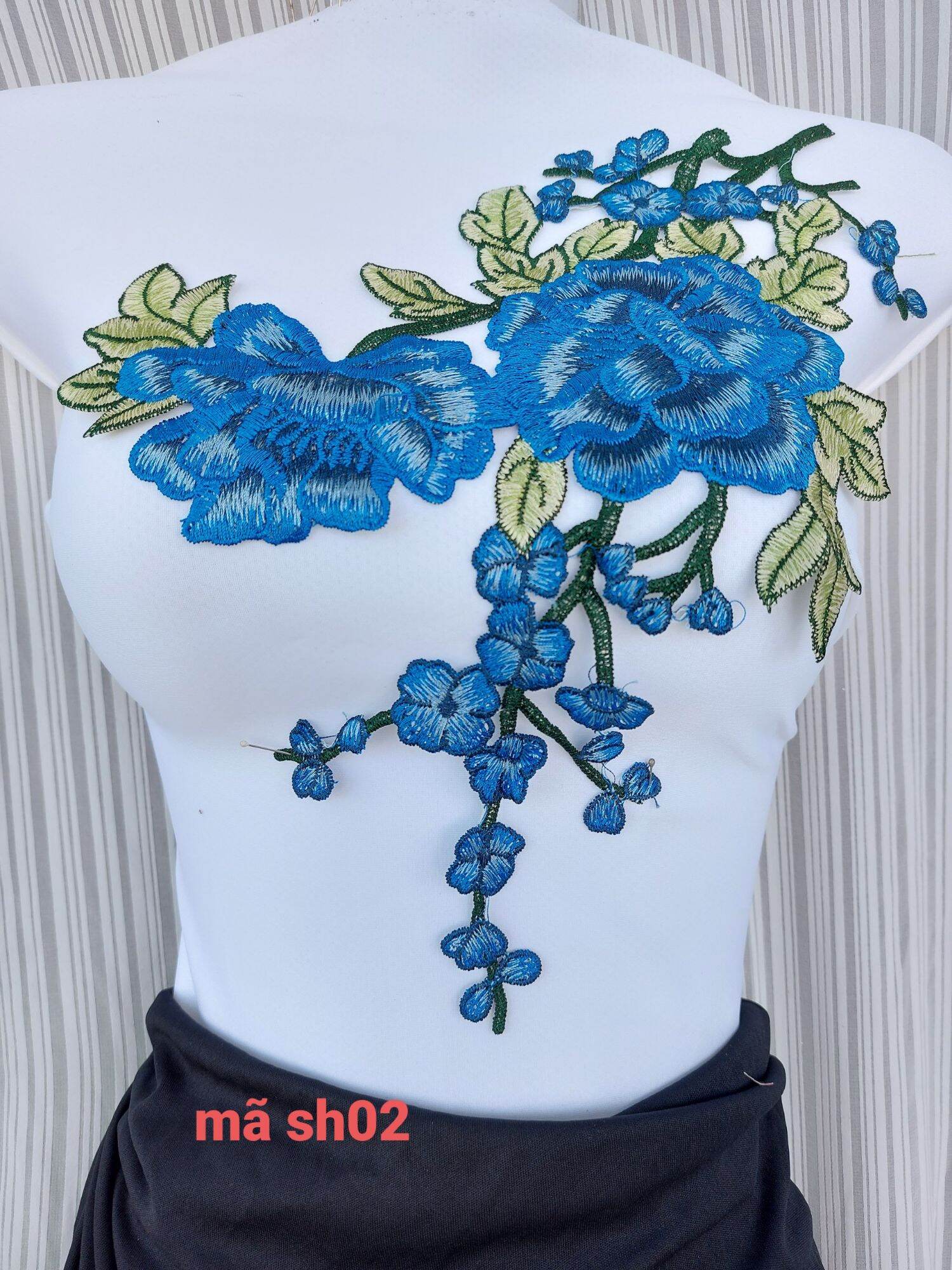 Nhành hoa thêu đắp áo dài 27cm