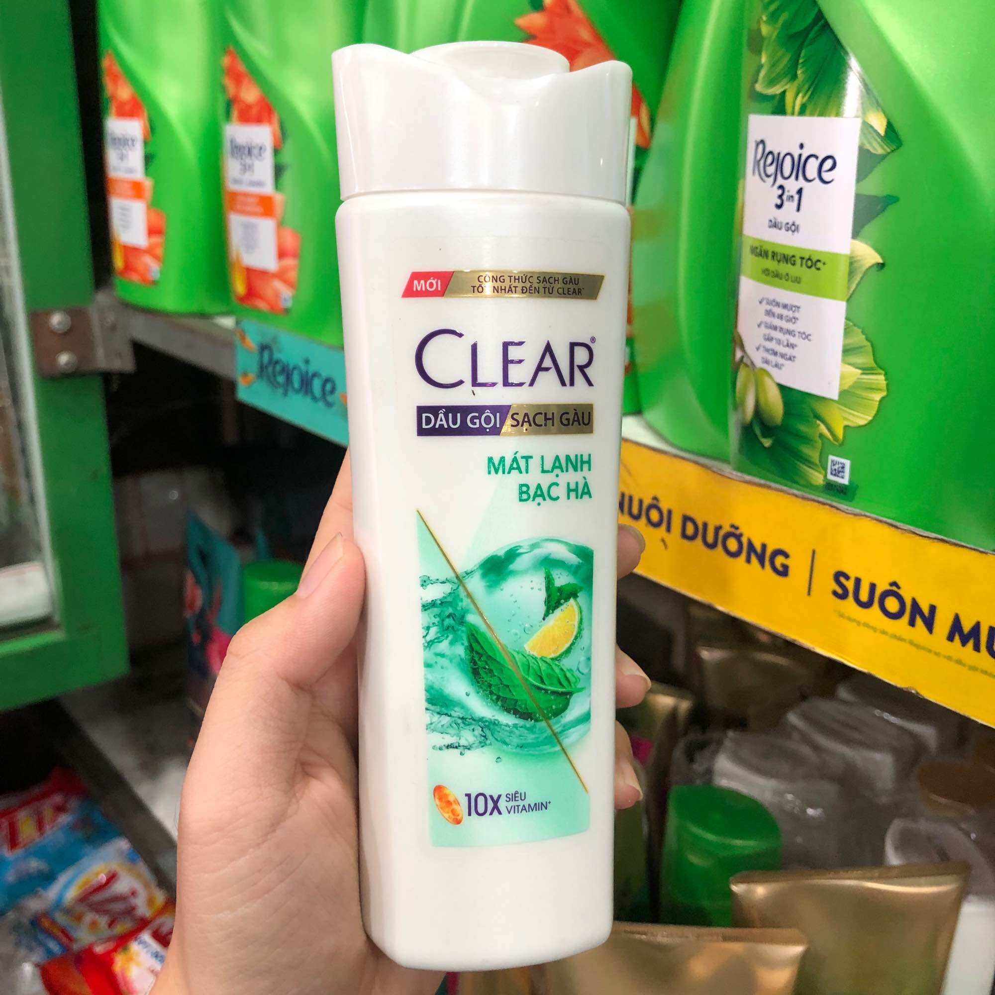 Dầu Gội Clear Mát Lạnh Bạc Hà 170g