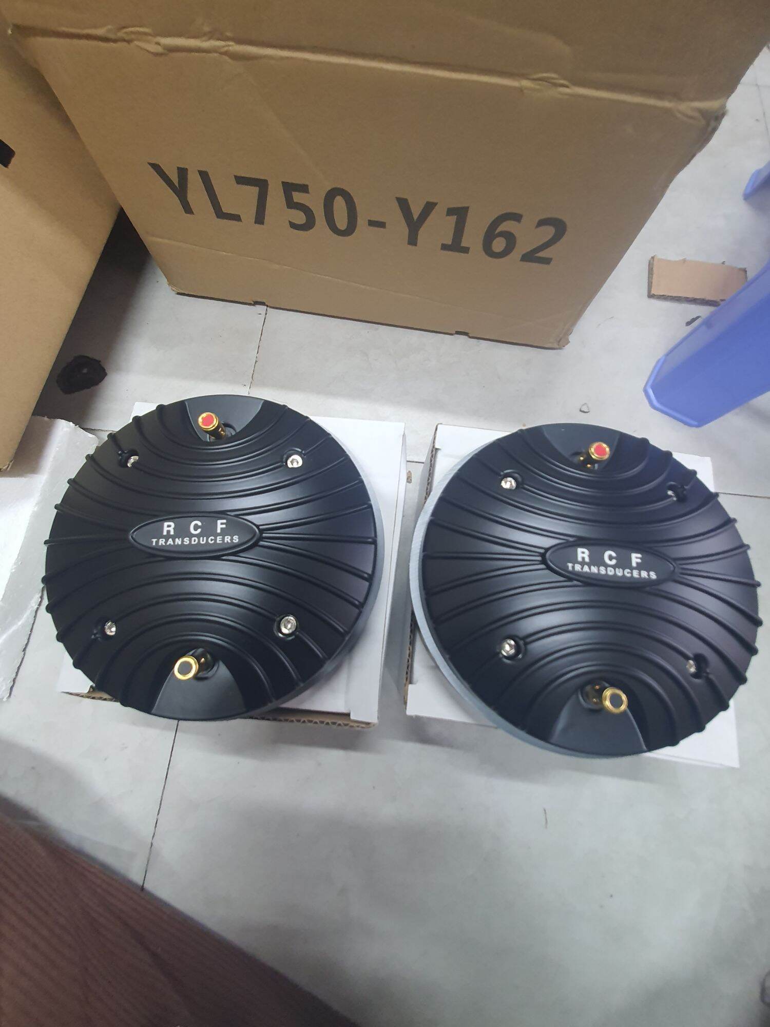 Treble 750 RCF Nắp Nhôm ( 1 cặp )