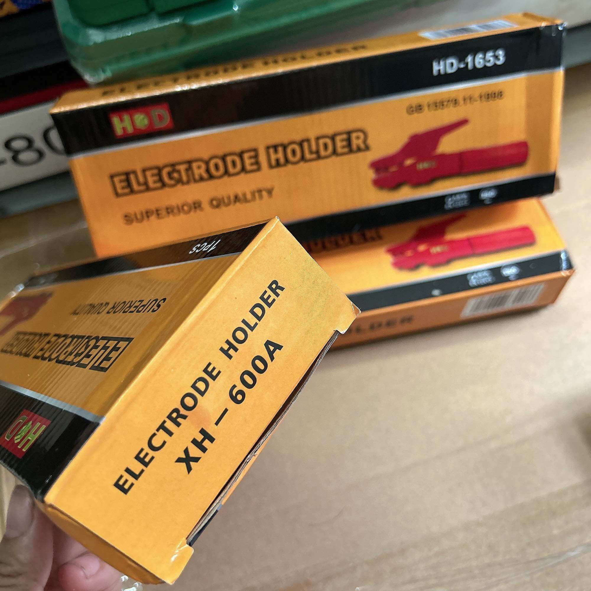 Kìm Hàn Cán Gỗ HD 600A