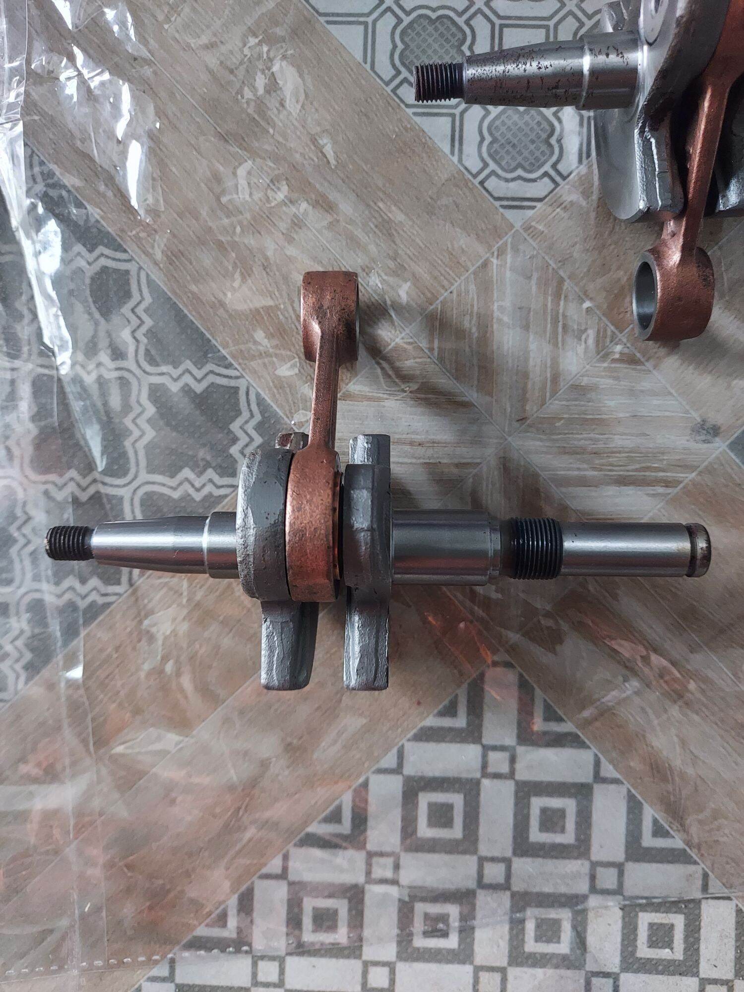 Trục cơ máy cưa Stihl 381 Ảnh thật 100%