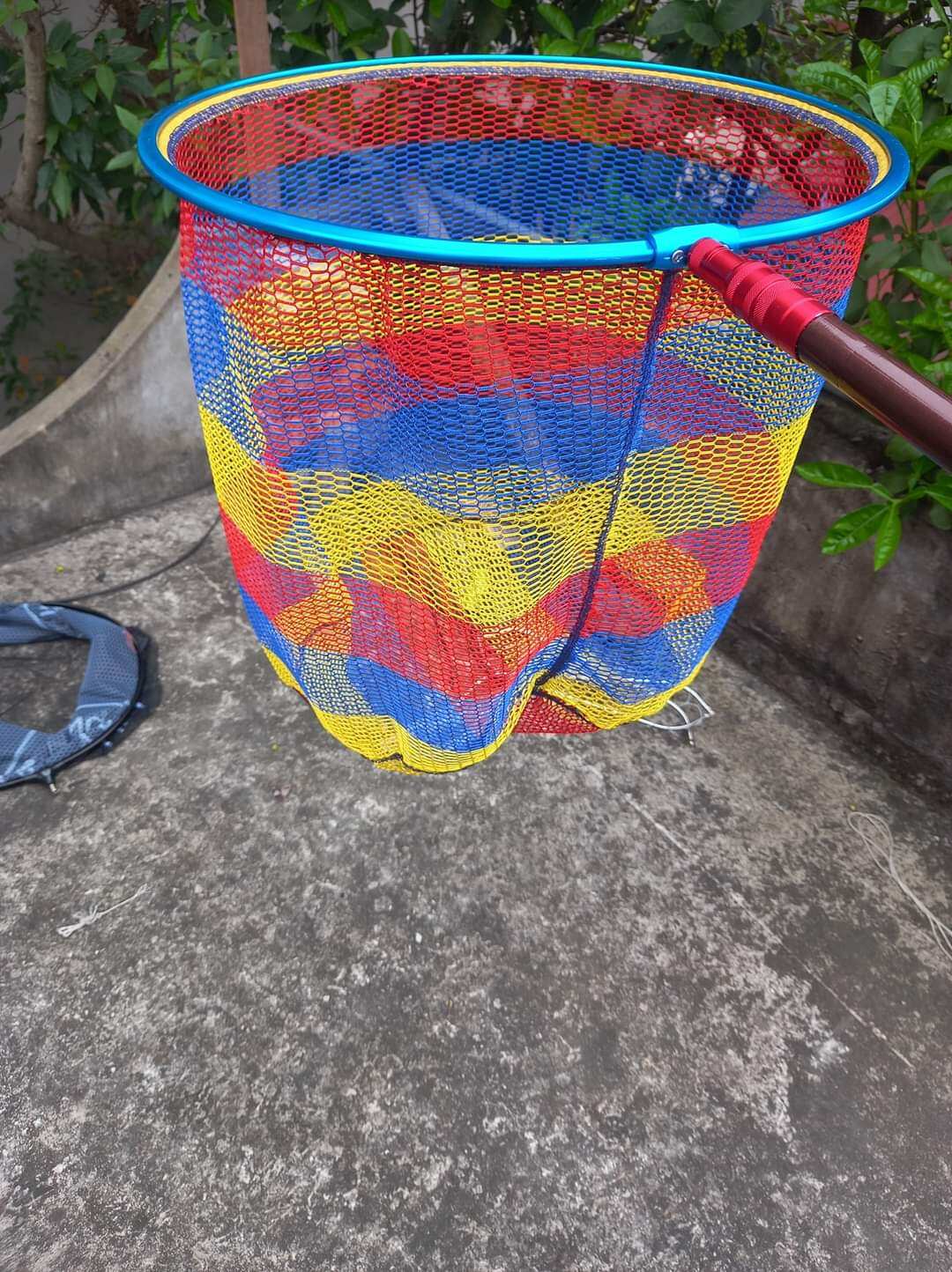 Vợt cá carbon mặt vợt 7 màu vành 40cm sâu 45cm