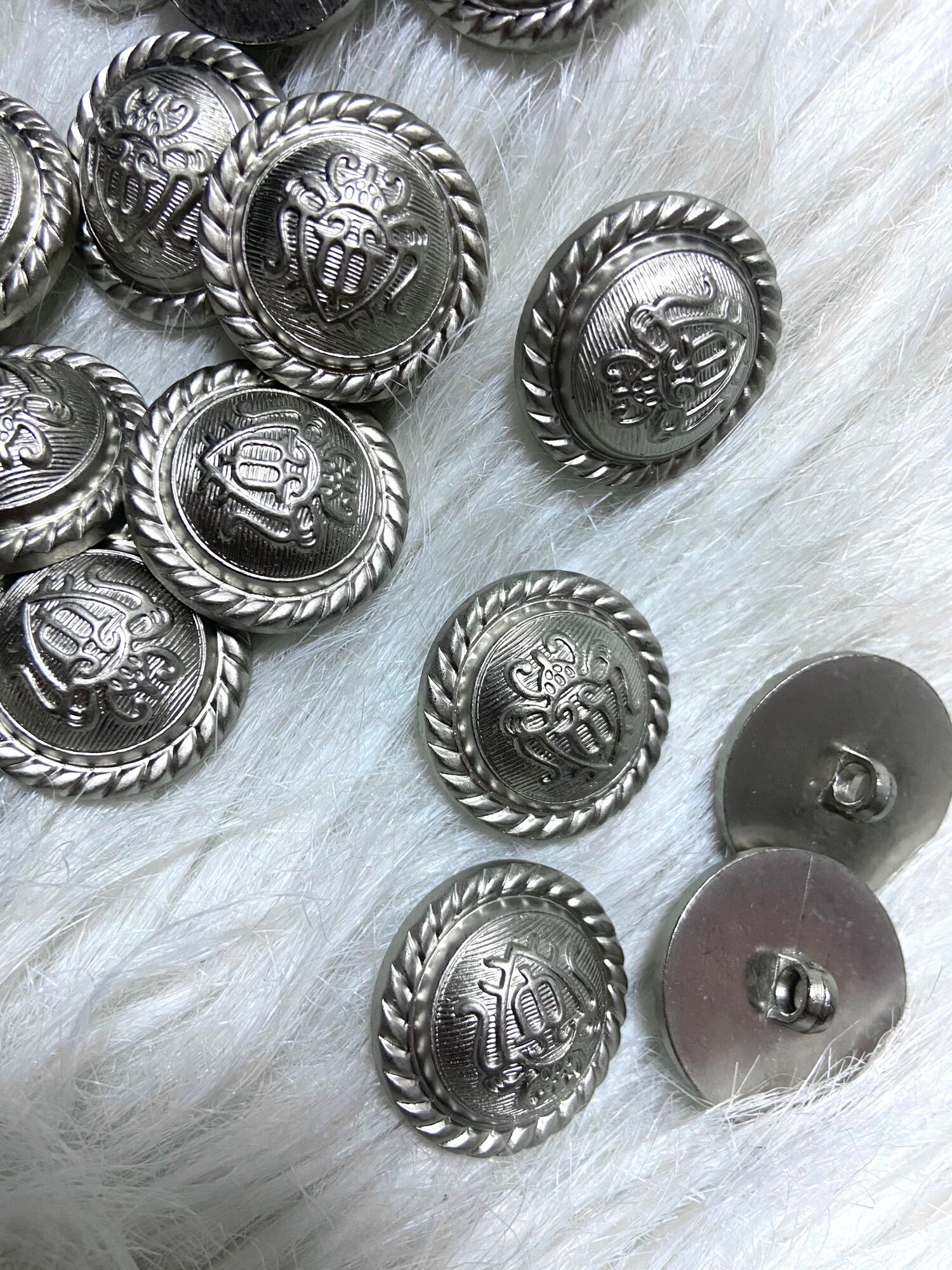 Nút áo kiểu đẹp side 2,7cm 10nút/túi