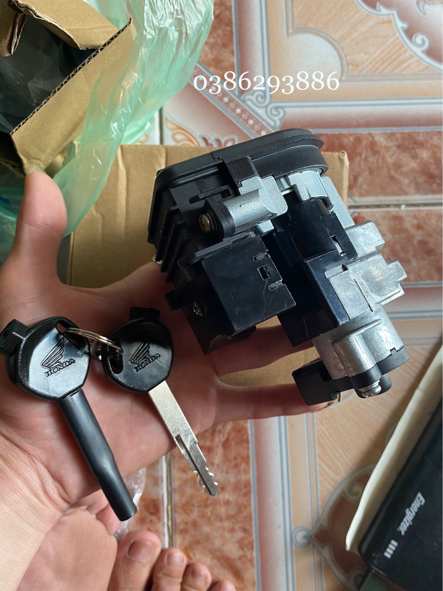 Khoá xe Honda Vison