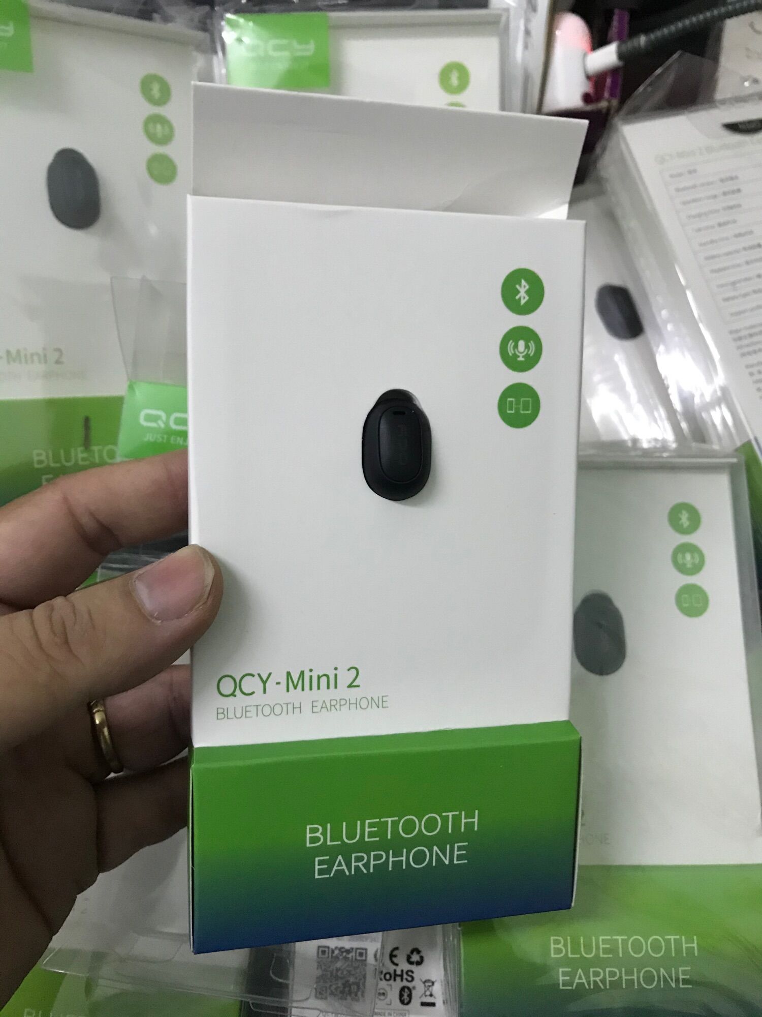 TAI NGHE BLUETOOTH SIÊU NHỎ QCY-MINI2