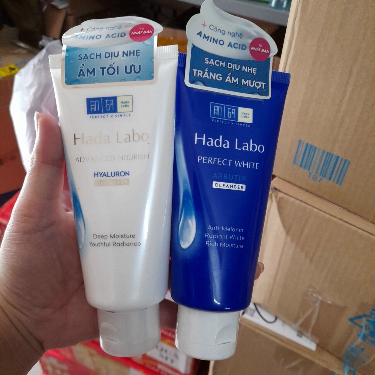 Kem Rửa Mặt Dưỡng Trắng Hada Labo Perfect White Arbutin Cleanser (80g)