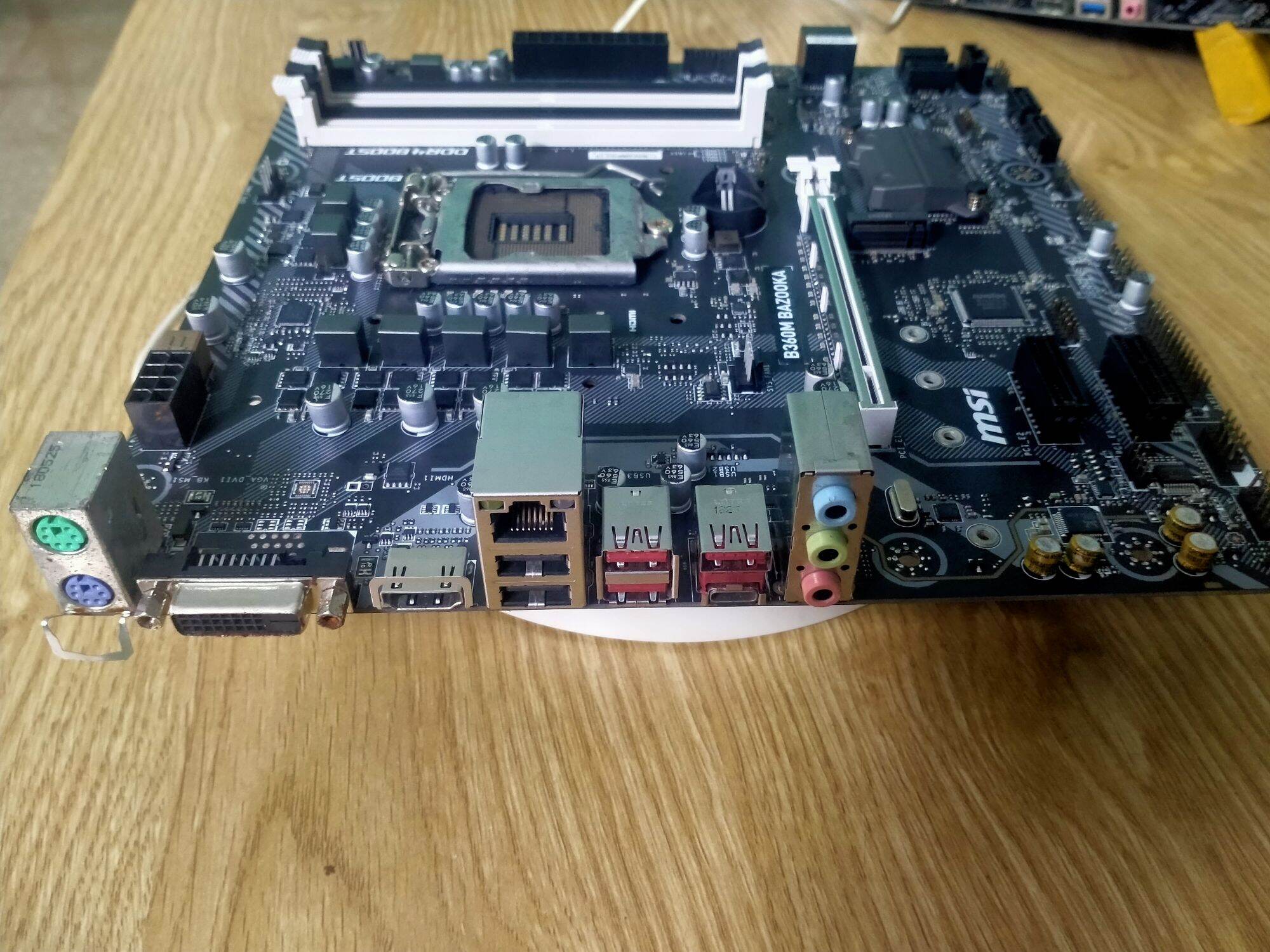 mainboard MSI B360M BAZOOKA VÀ MSI B365M PRO -VDH 4KHE RAM SOCKET 1151