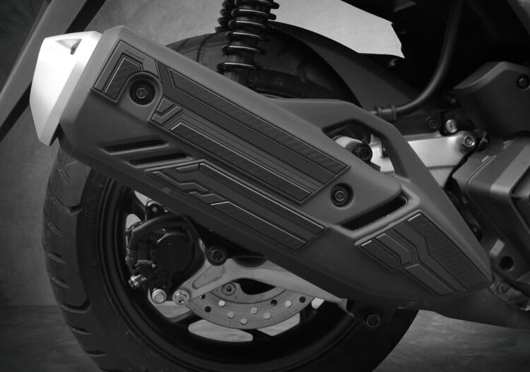 Miến dán bảo vệ ốp pô pcx 160