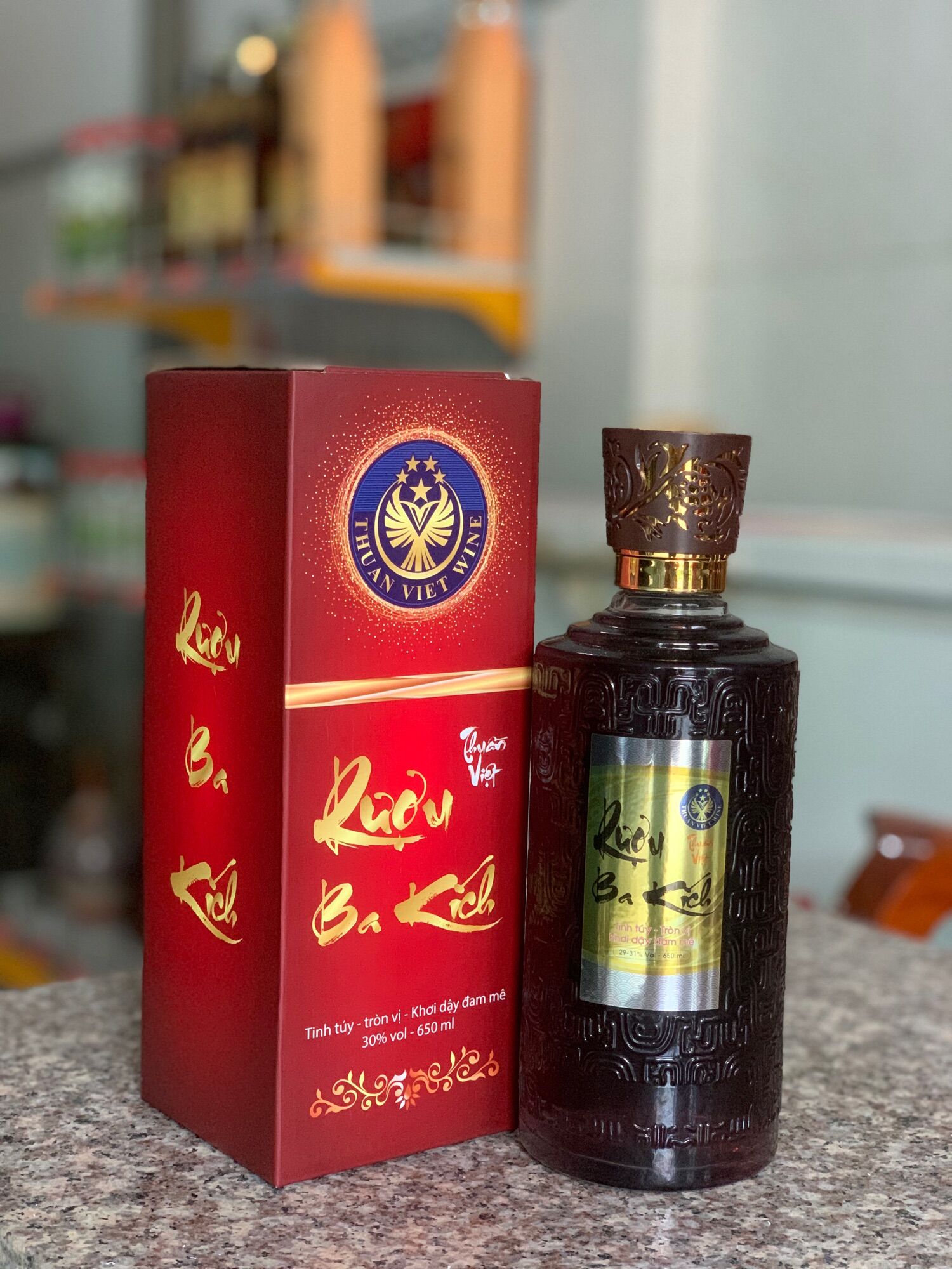 Rượu Ba Kích (chai 650ml)