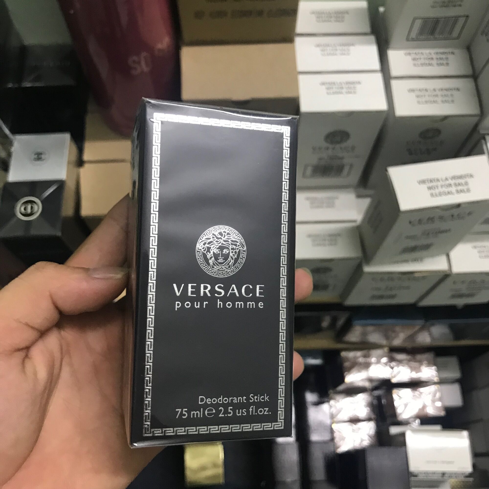 Lăn khử mùi hương nước hoa versace pour homme 75g fullbox 720023a