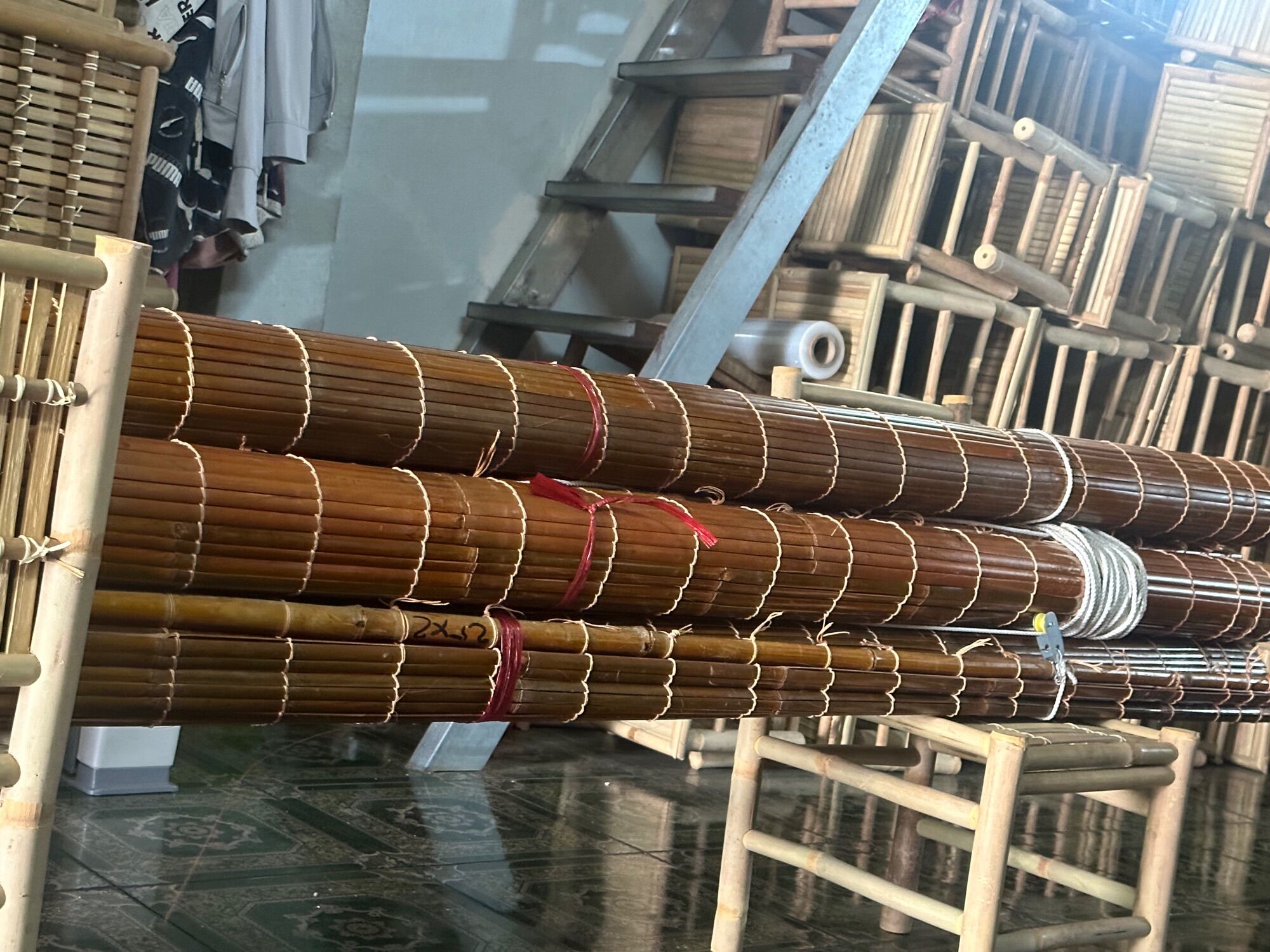 Mành sáo trúc che nắng mưa