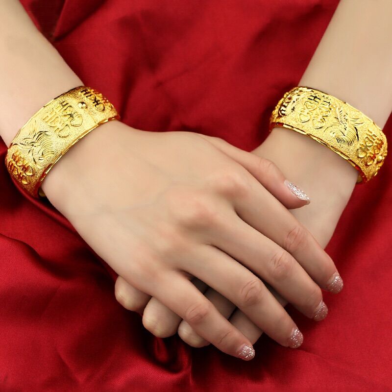 Vòng tay cưới cô dâu bản lớn khắc chữ hỷ chạm rồng phụng mạ vàng 24k cao cấp mẫu mới về