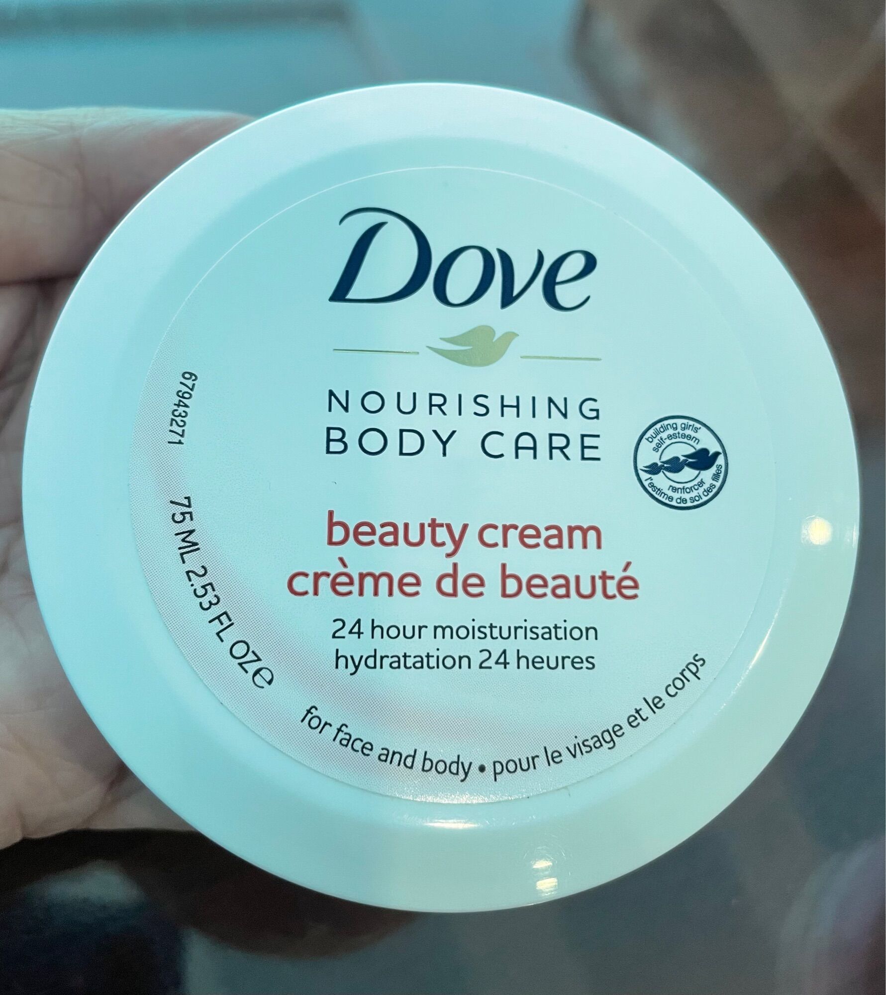 Kem dưỡng da mặt và body Dove 75ml
