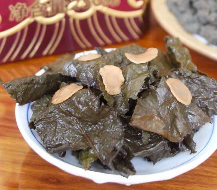 Trà Ô Long Nhân Sâm Lan Quý Nhân 250 gr