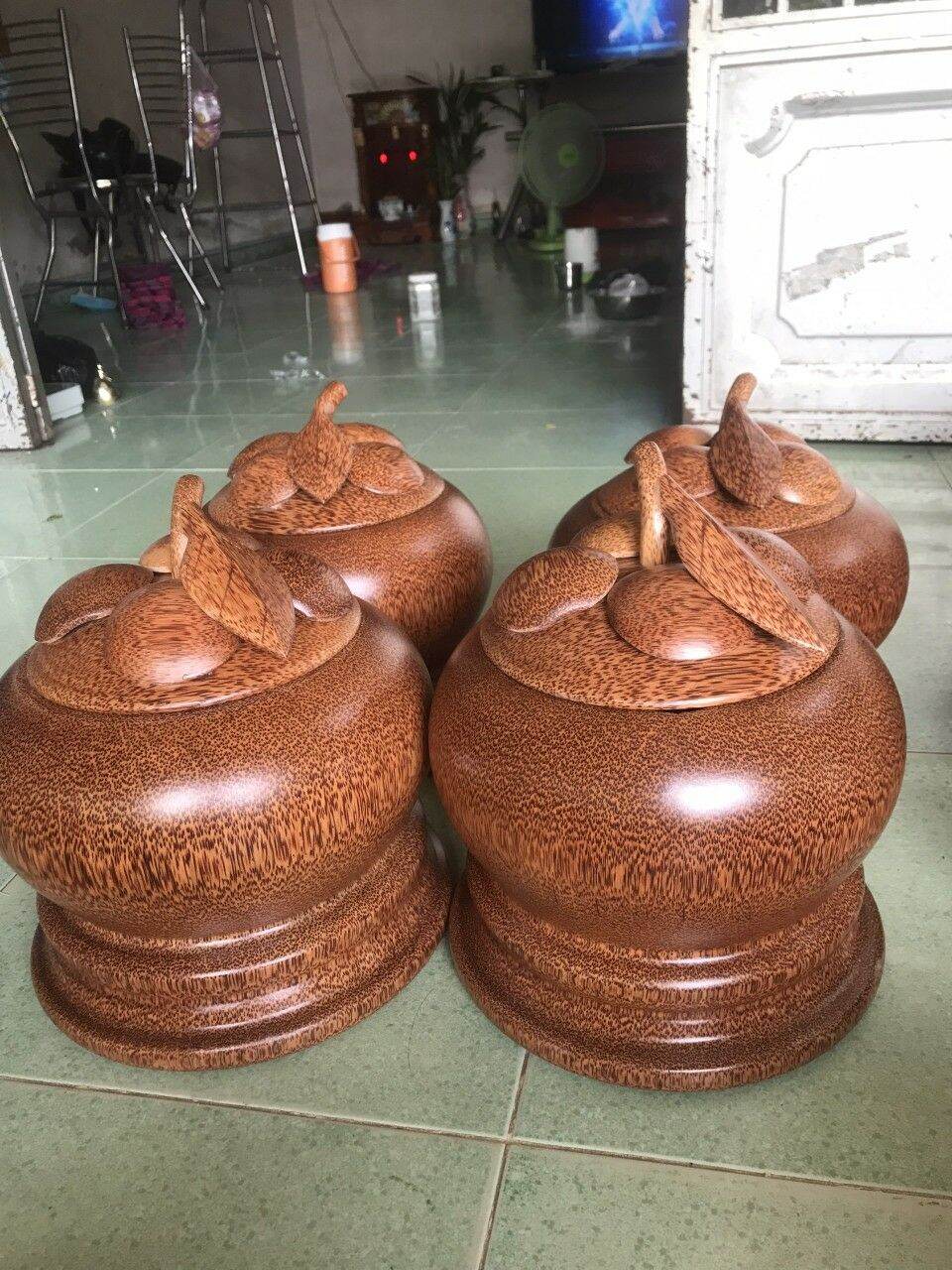 Ủ trà làm từ gỗ dừa size 1.5lit