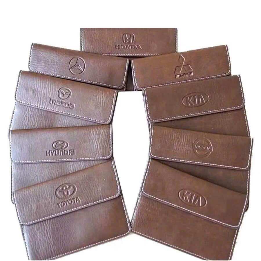 Ví đựng giấy tờ xe ô tô, ví đựng giấy tờ đăng kiểm cao cấp nhiều logo xe toyota , mitsu,hyundai,mec,kia,mazda... Giá 35,000 Đồng*Miễn phí vận chuyển