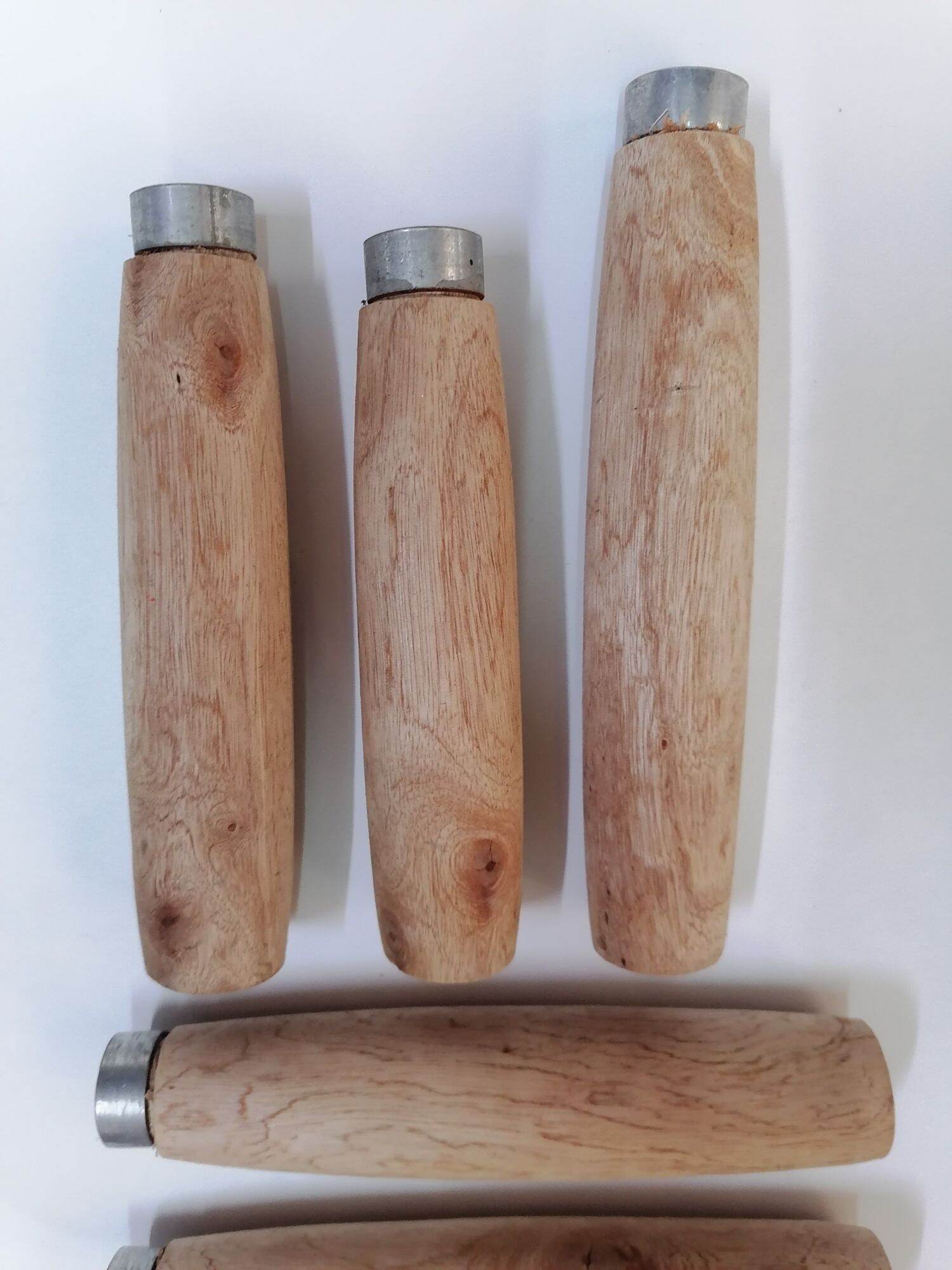Cán Dao ( Gỗ cây mù U ).