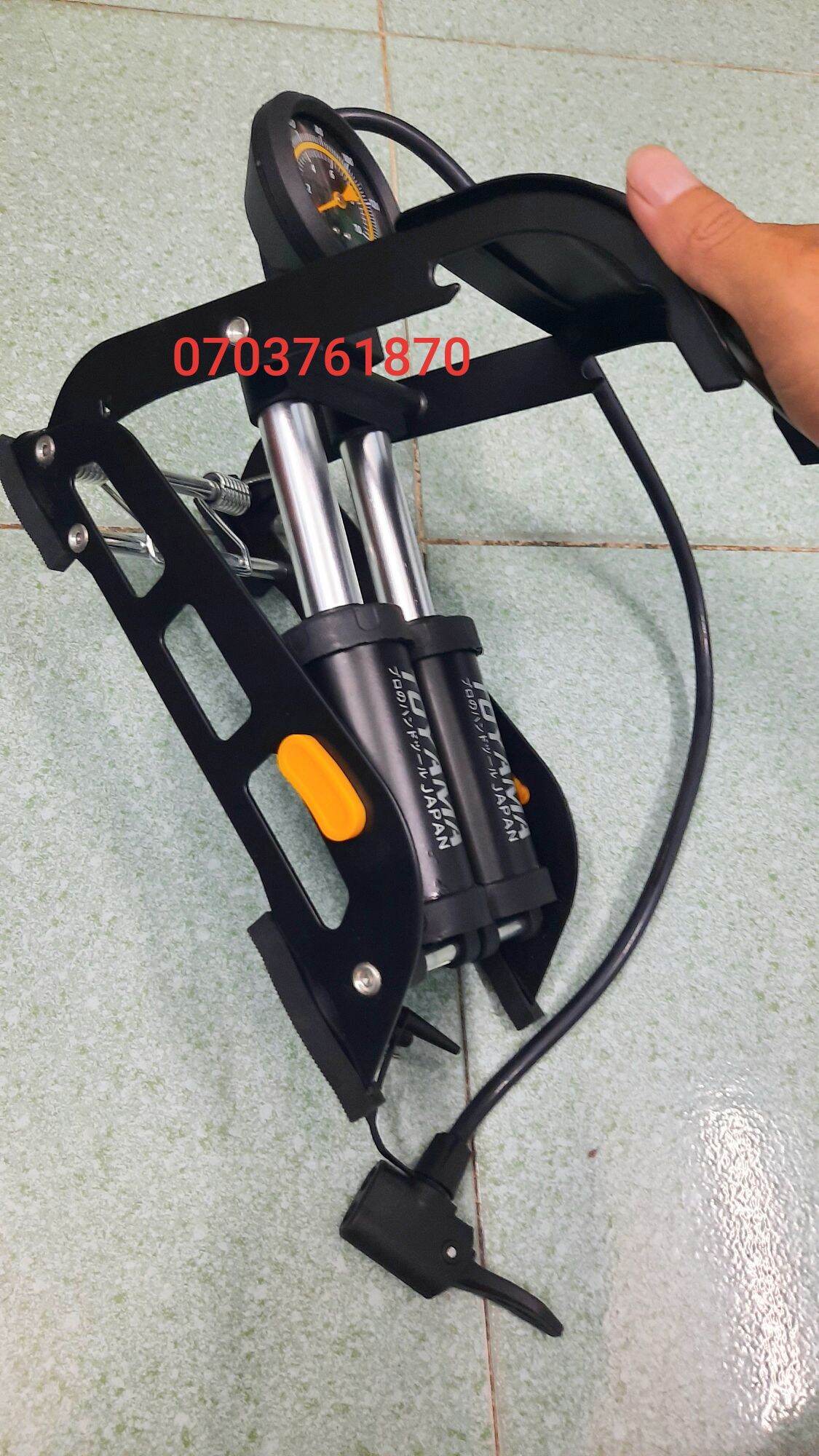 Bơm hơi đạp chân Toyama Nhật Bản 2 xilanh