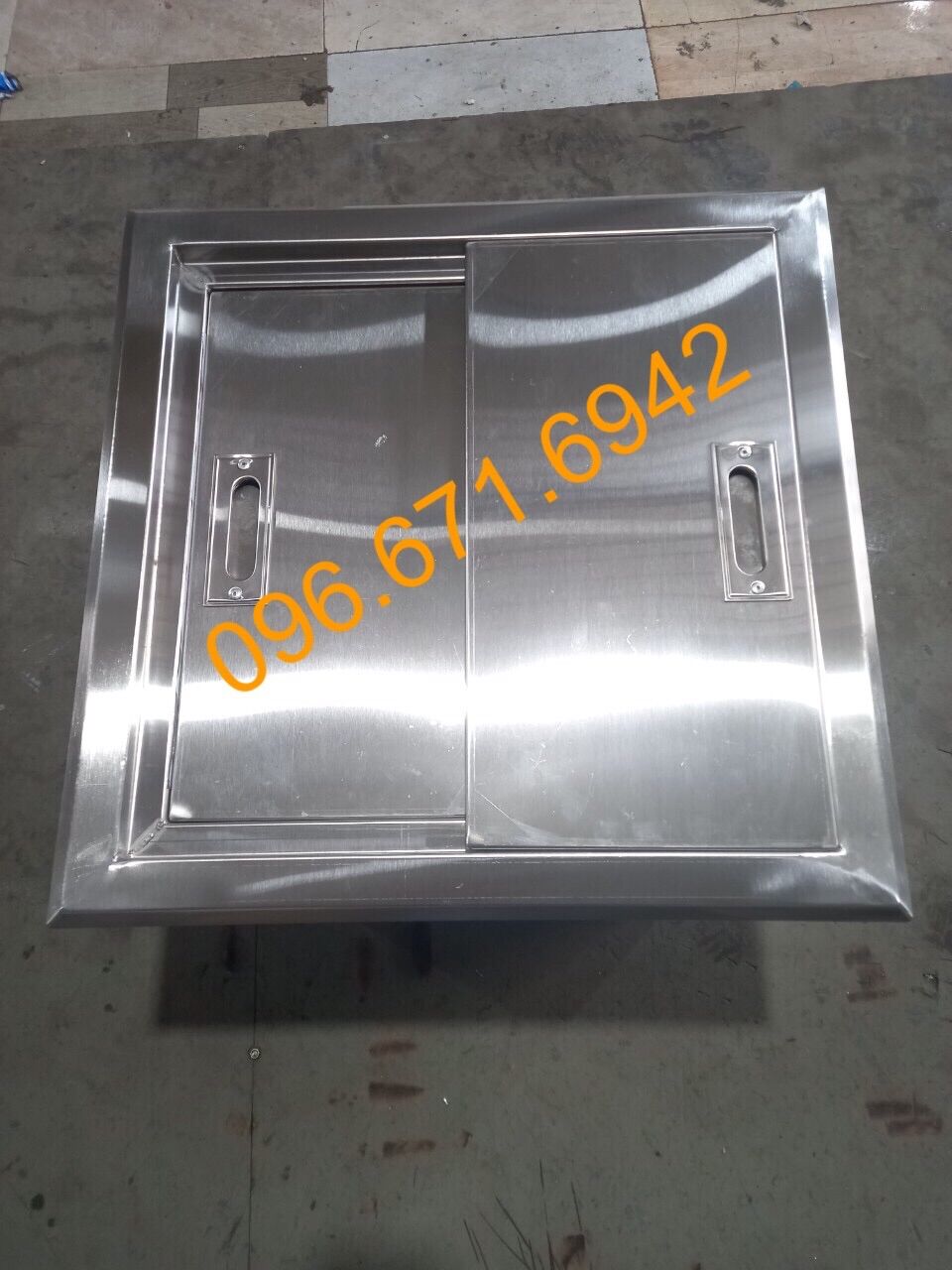 (Siêu rẻ) Thùng đá Inox âm bàn