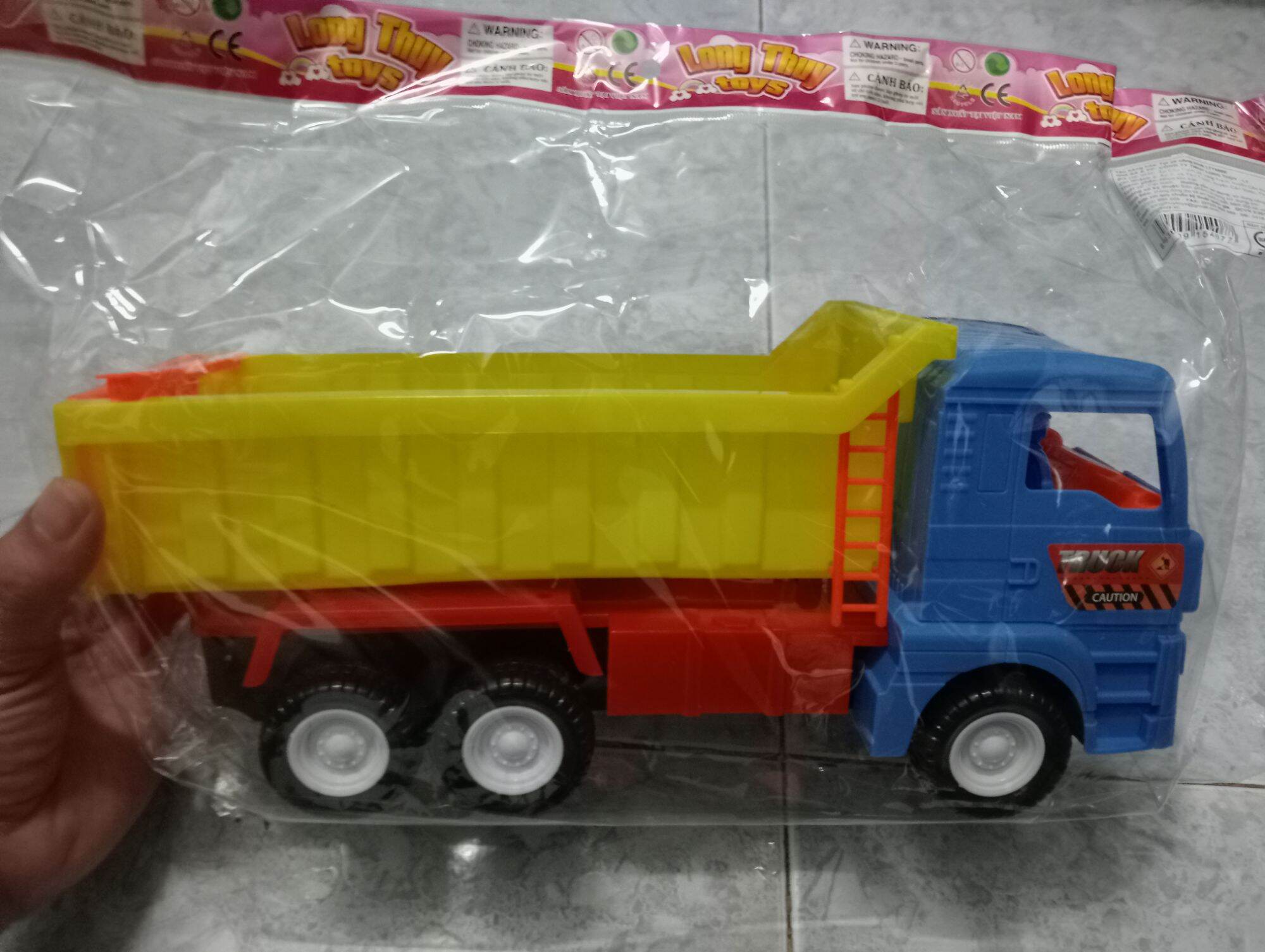 Cargo Truck Toy That Runs and Moves