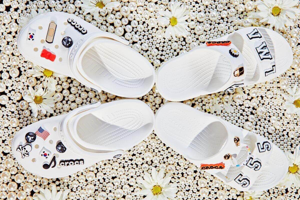 Dép lê quai ngang crocs