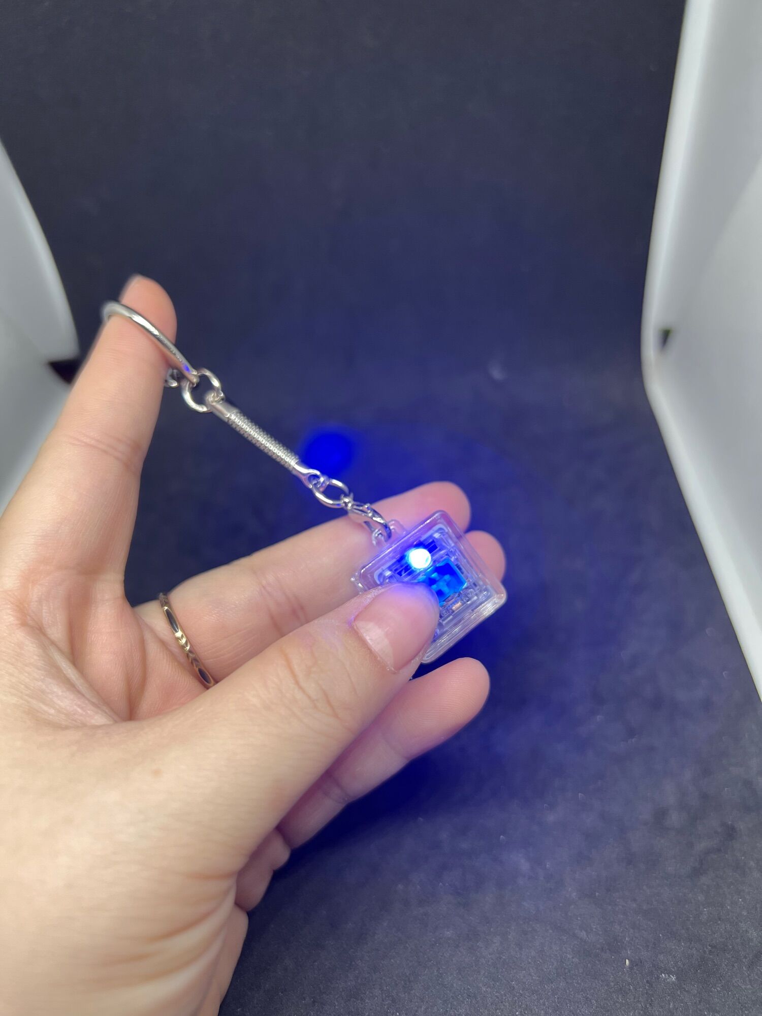 Móc khóa Switch nút bàn phím cơ Keycap handmade CMB