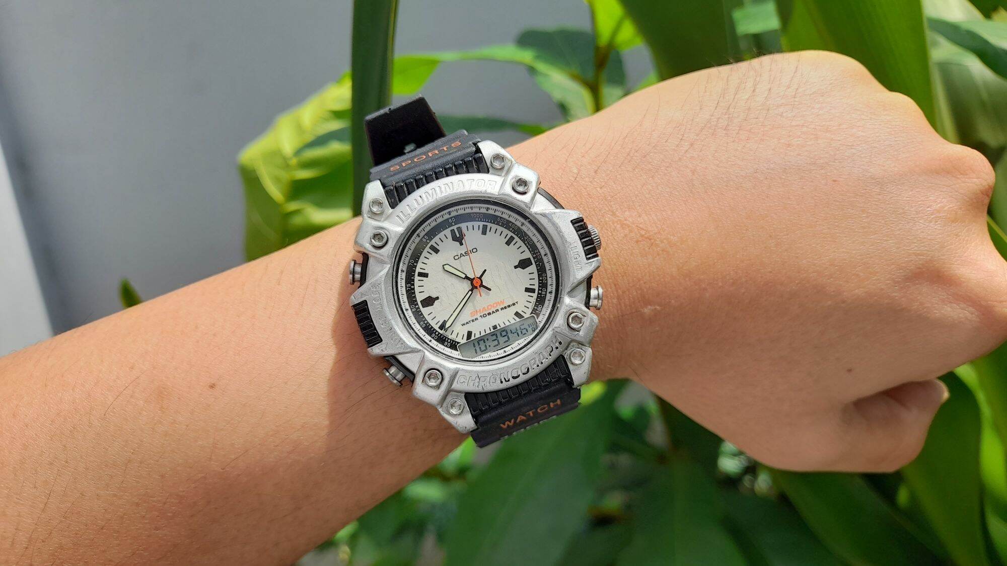 Casio Shadow SHW-102 2 máy hiếm có