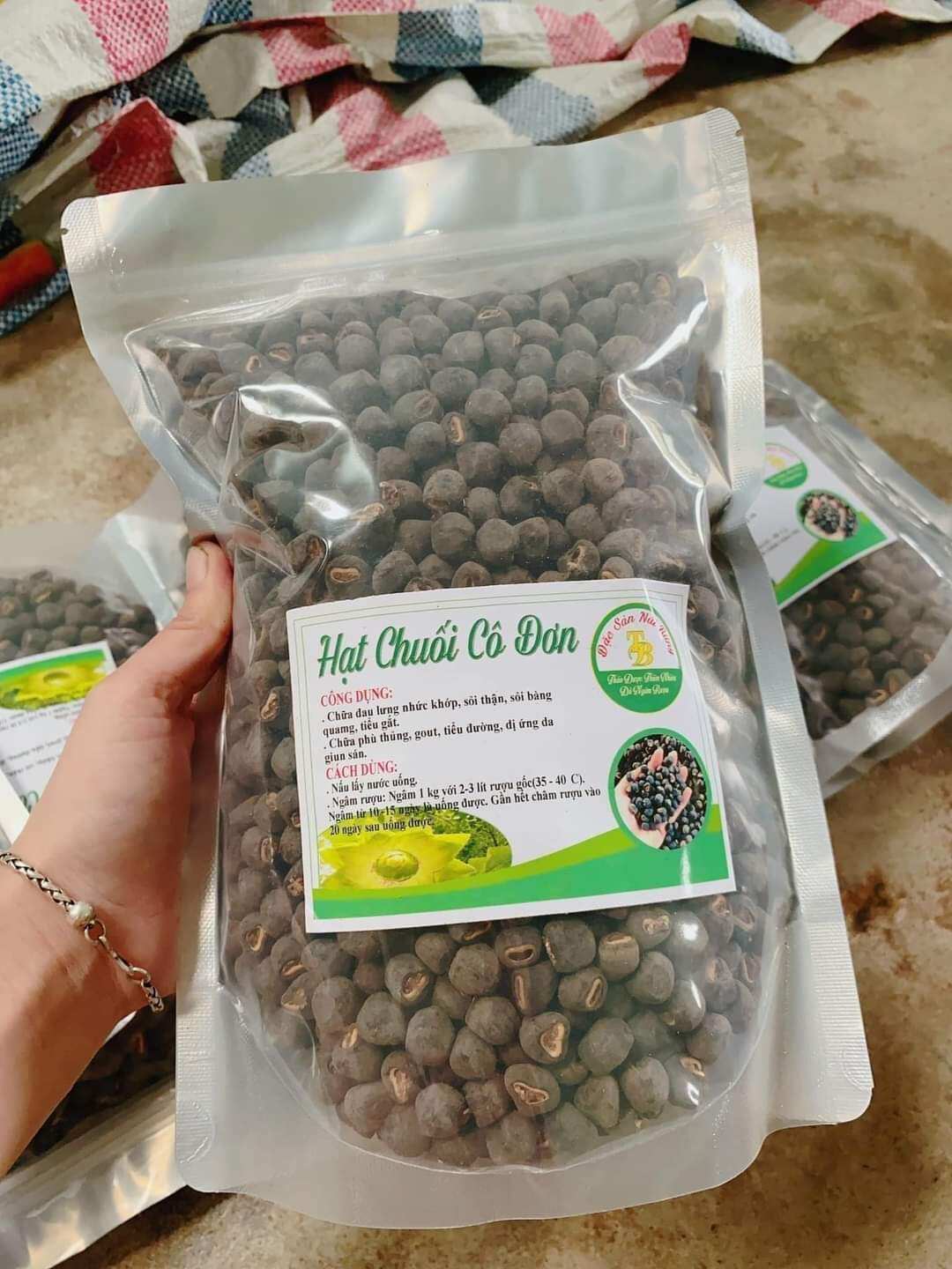 chuối hột rừng cô đơn