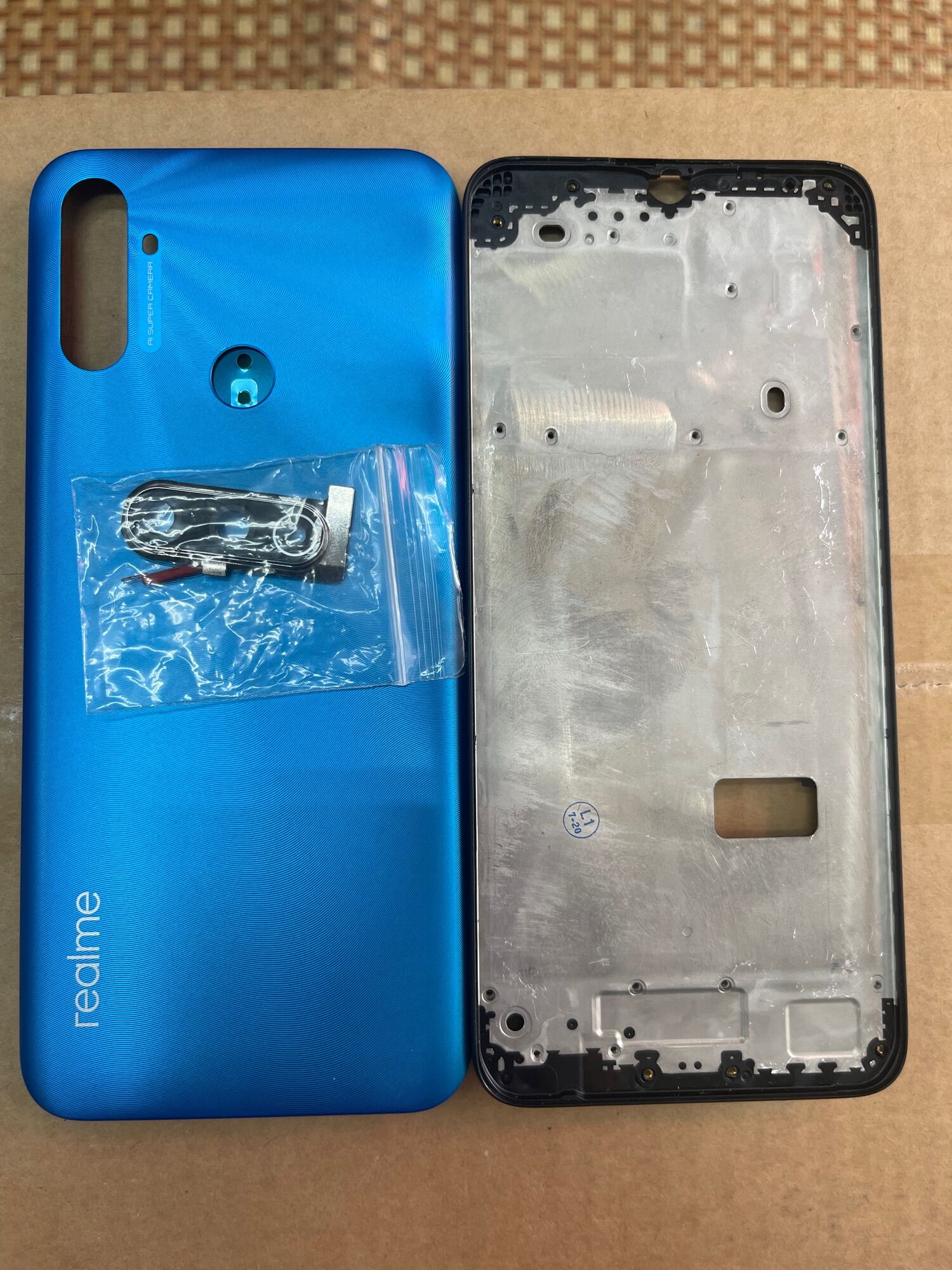 Vỏ realme C3