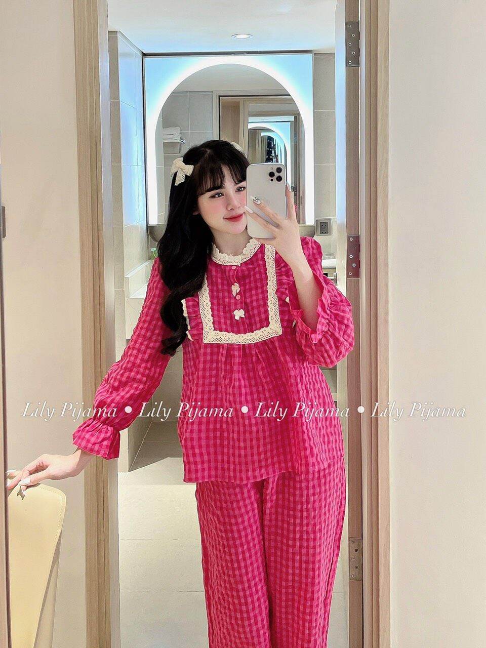 Sét bộ pyjama dài  kẻ ren siêu hót ạ.