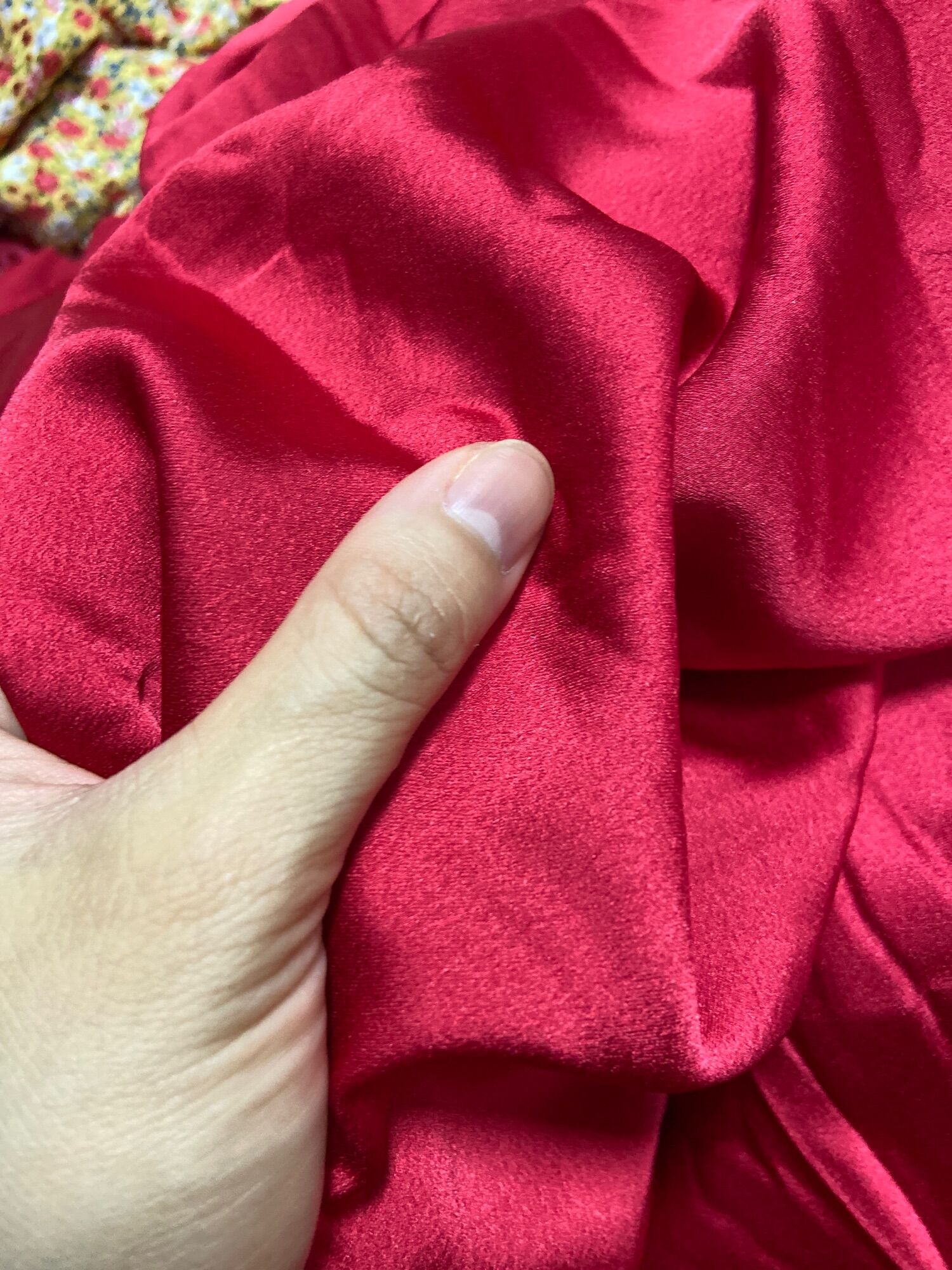 2m vải satin đỏ mềm mịn co giản khổ 1m5