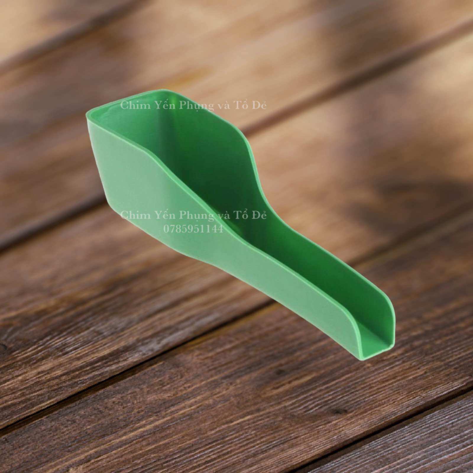 Muỗng múc sâu - dụng cụ múc cám cho Chim Cảnh.