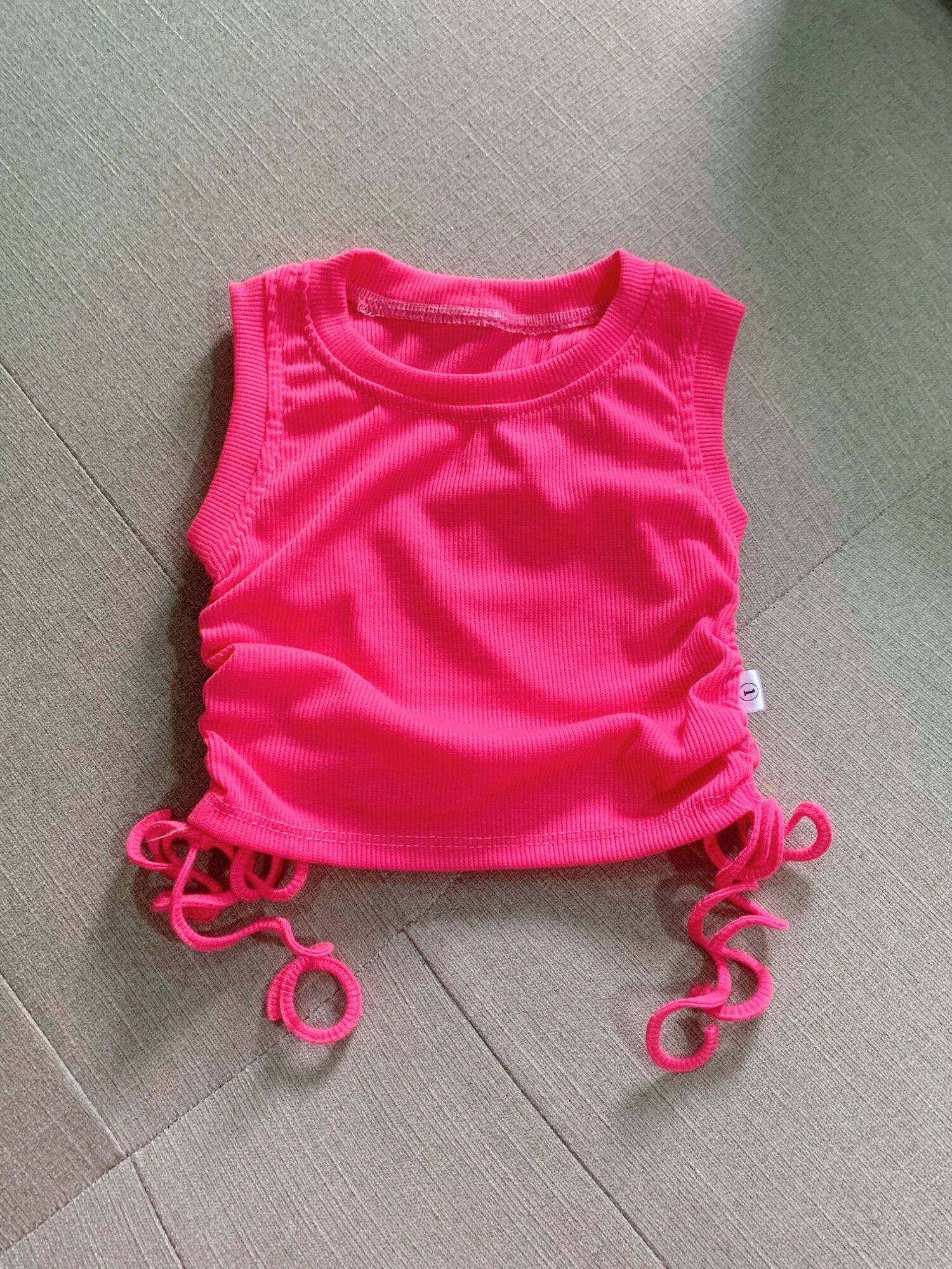 Áo ba lỗ rút eo bé gái