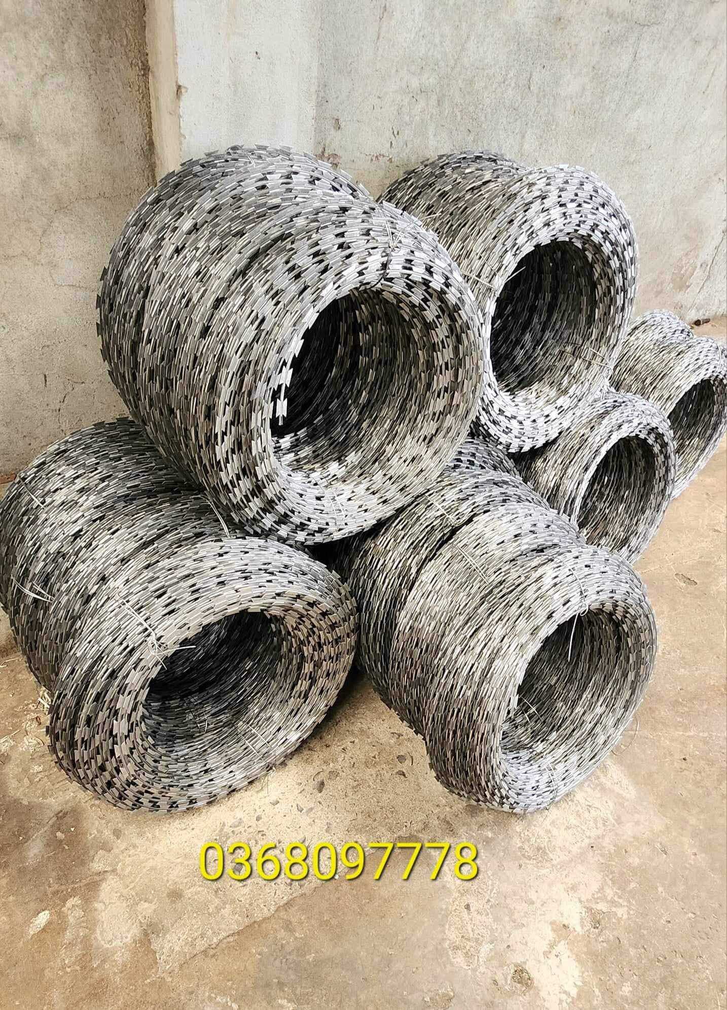 Kẽm gai lam kẽm chuốt hoà phát lưới dập