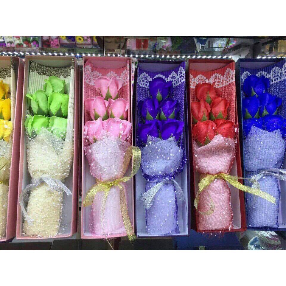 20/10 HOA HỒNG SÁP THƠM 5 BÔNG CÓ HỘP