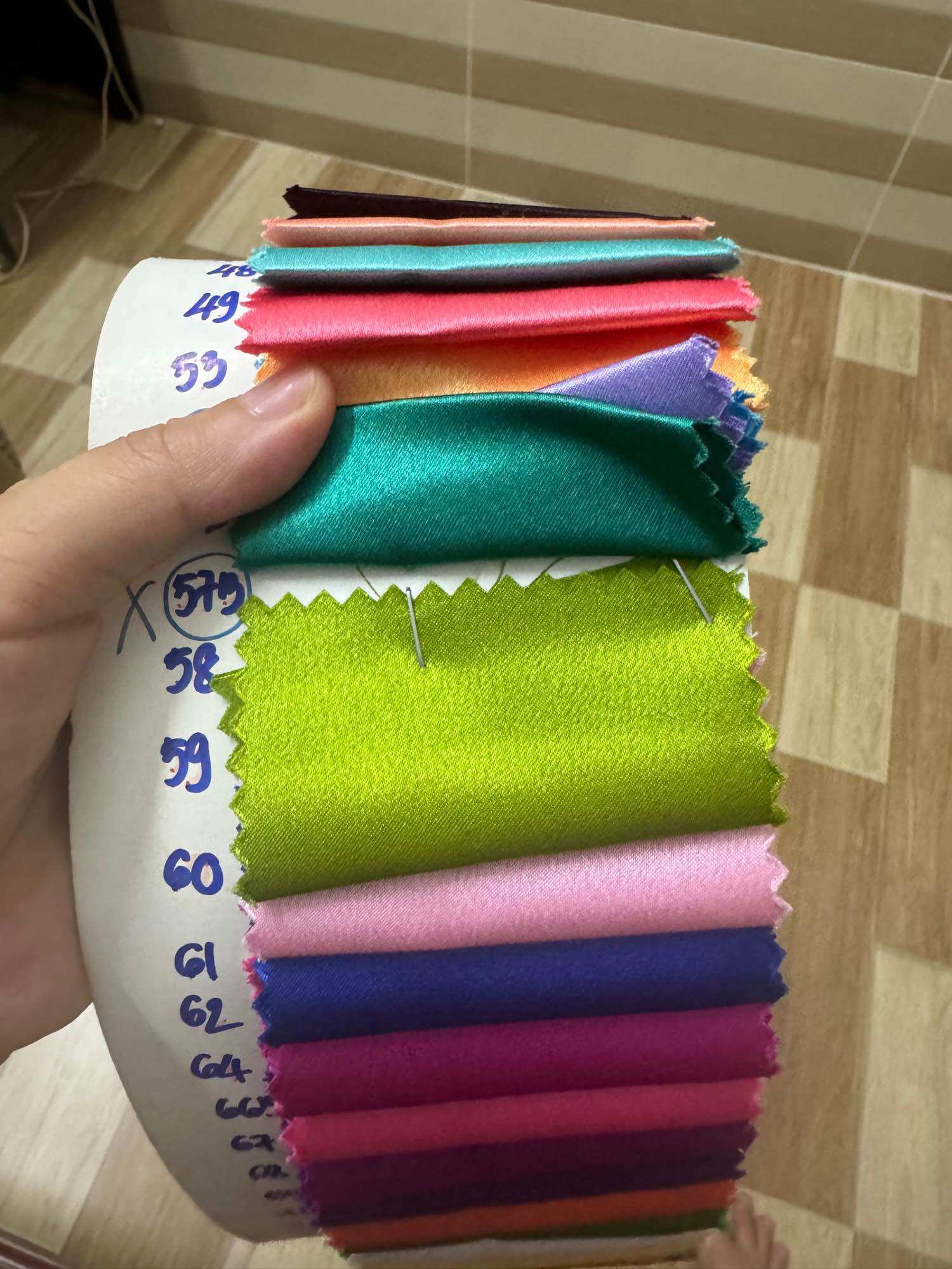 VẢI PHI THUN LỤA BÓNG GIÃN NHẸ MAY ĐẦM CHÂN VÁY ÁO KIỂU ÁO DÀI CƯỚI QUẦN ÁO DÀI KHỔ 1m50