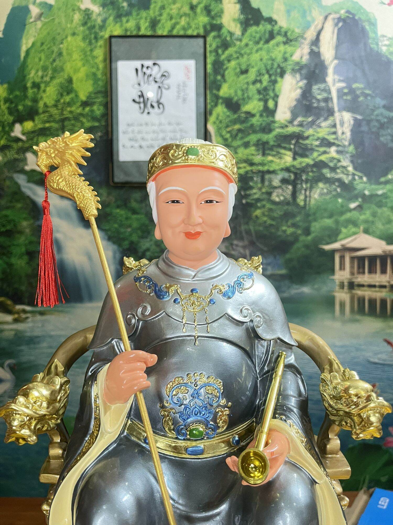 Tượng Bà Cố Hỷ