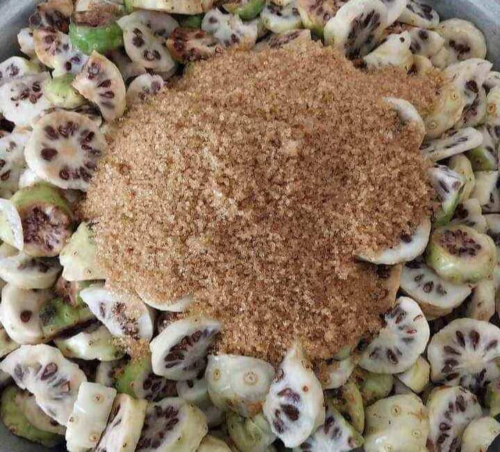trái nhàu ngâm đường phèn 2kg