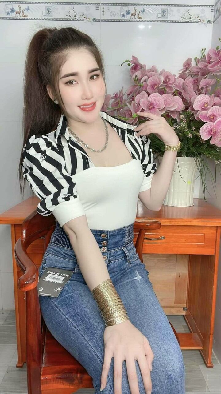 Áo kiểu nữ nhiều mẫu. size từ 40_56kg