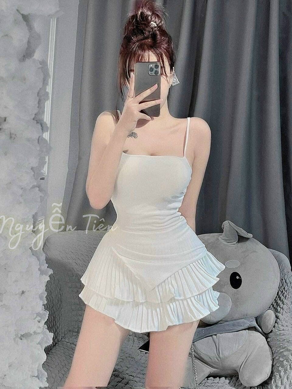 Set bộ chân váy 2 tầng dập ly kèm áo dây bún xẻ tà