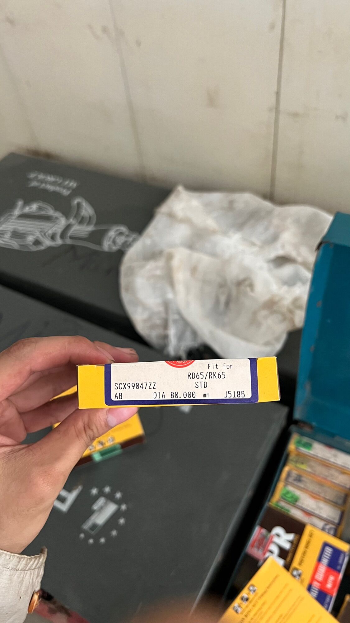 Bạc xéc măng Nhật cho máy D8,Rv70
