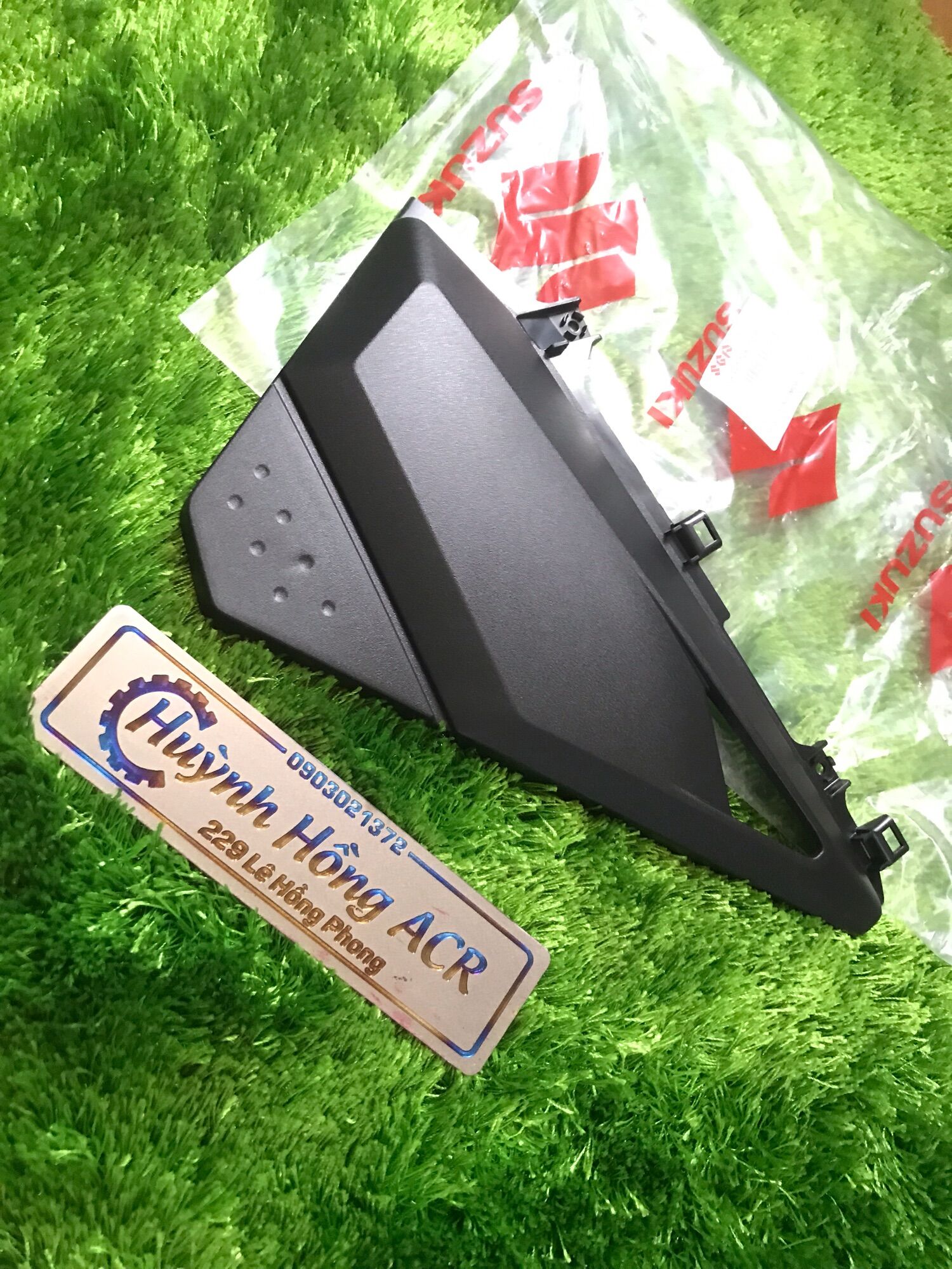 Nhám Che Pô E - Satria fi/Raider fi (bên trái)