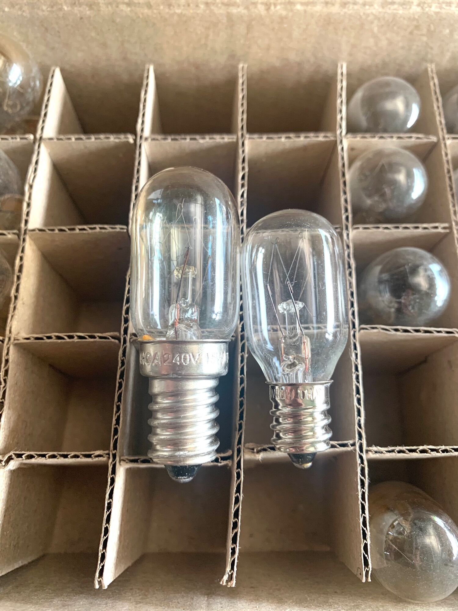 Bóng tủ lạnh - đuôi e12, e14