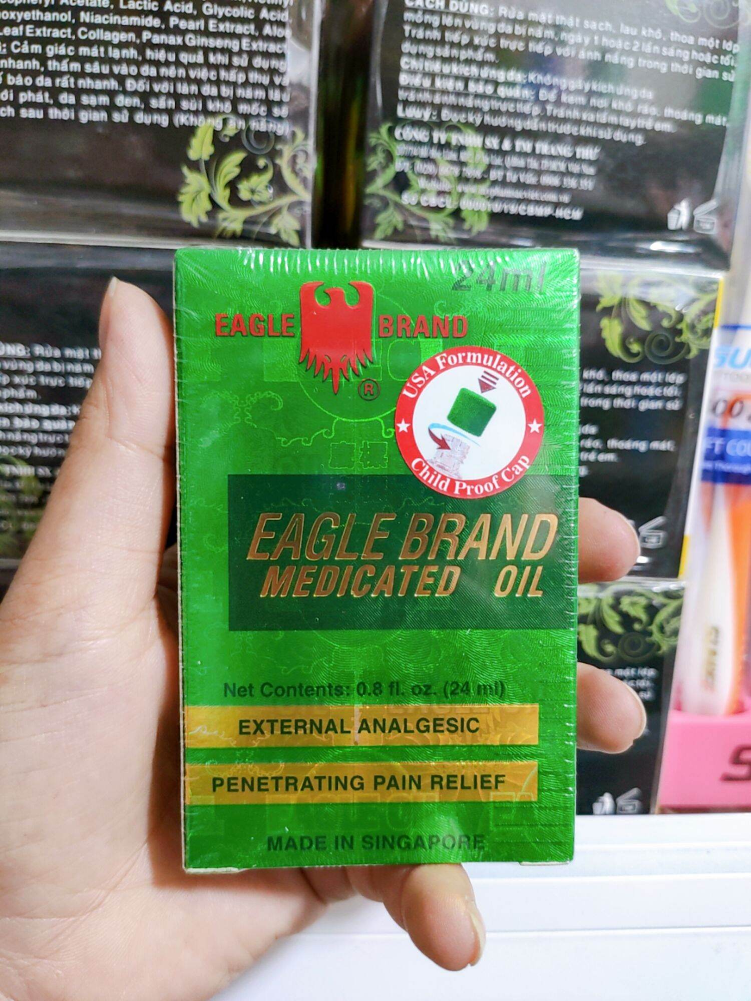 Dầu xanh con ó của mỹ- eagle brand