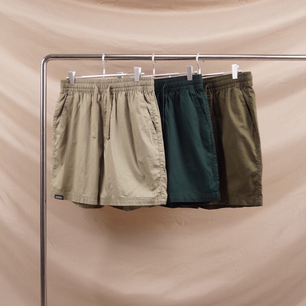 Quần Short Basic màu ngẫu nhiên