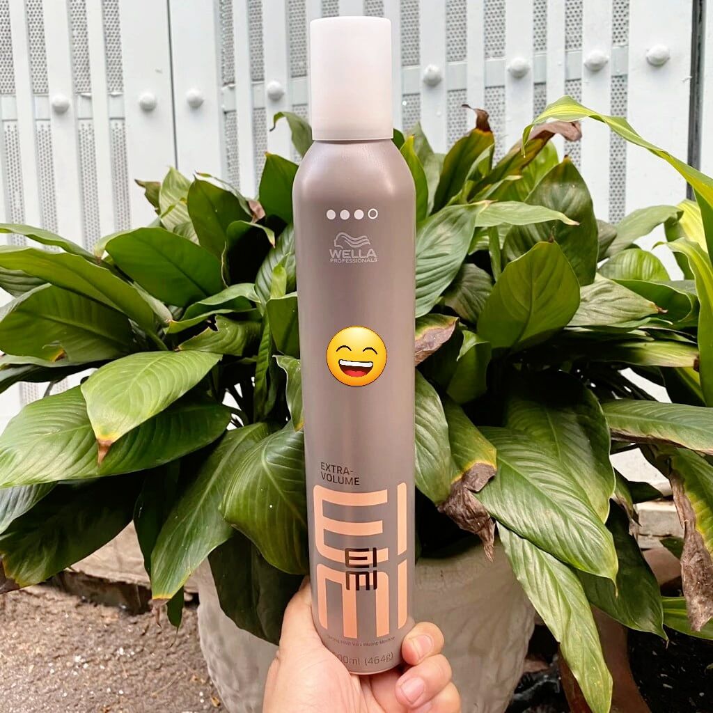 Bọt tạo độ phồng cho tóc Wella EIMI giữ nếp Extra Volume Strong Hold Volumising Mousse 300ml