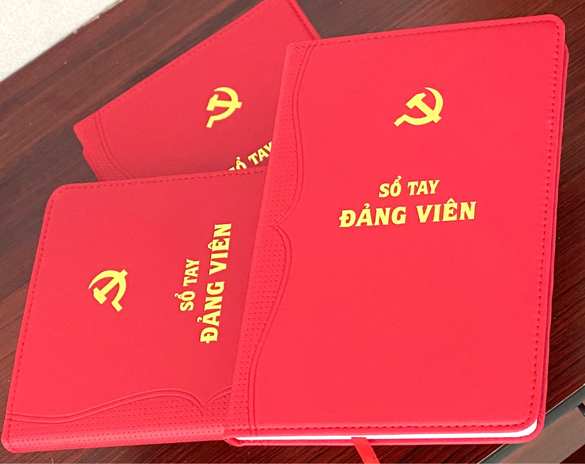 Sổ Tay Đảng Viên 2024 - 2025 ( bìa da )
