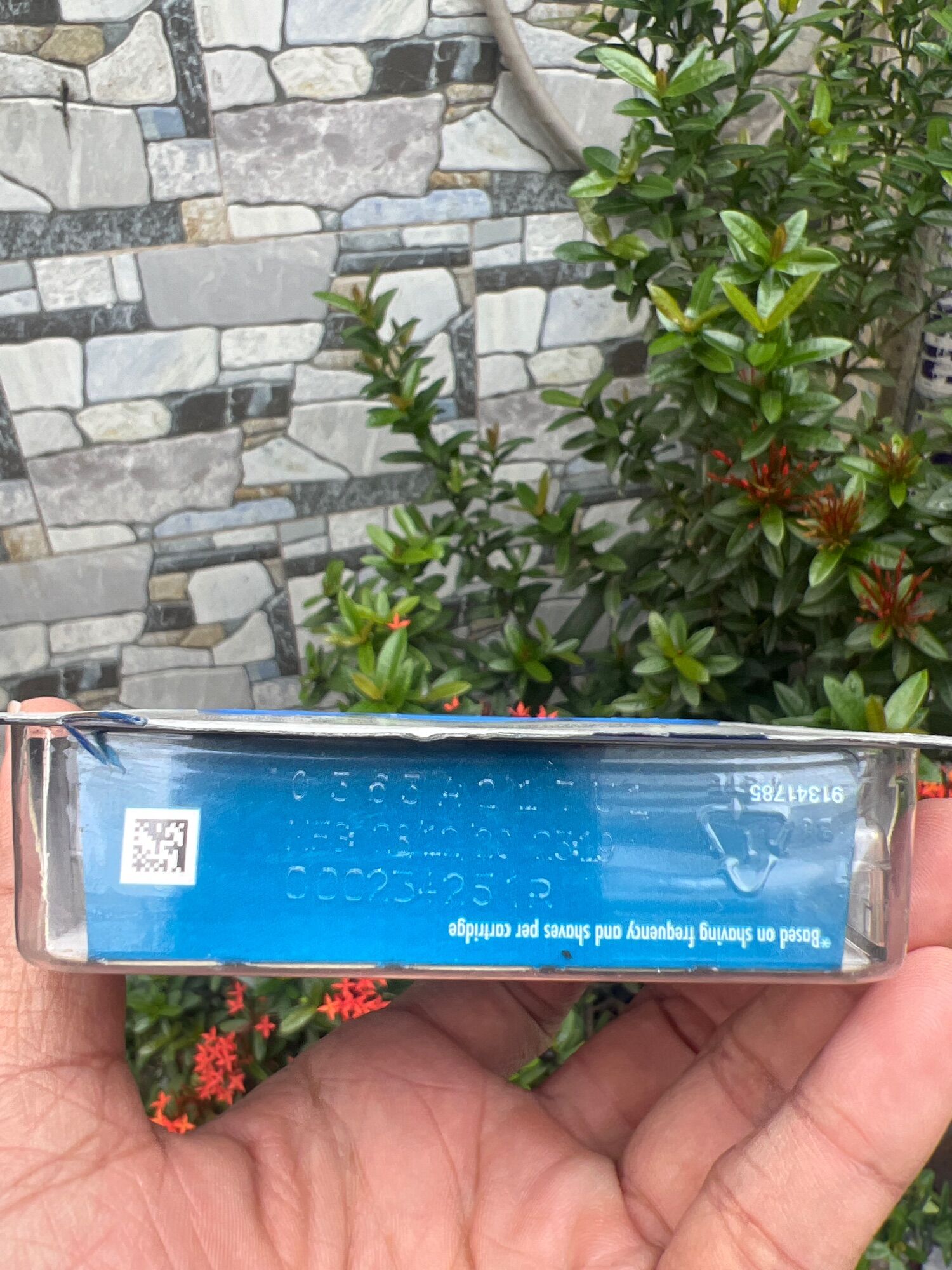 vỉ 2 lưỡi gillette mach3 turbo.